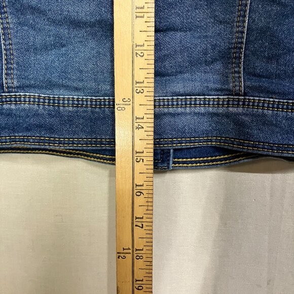 Cat & Jack Girls' Size Medium, Medium Wash Denim Style Snap Closure Jean Jacket - Picture 12 of 12